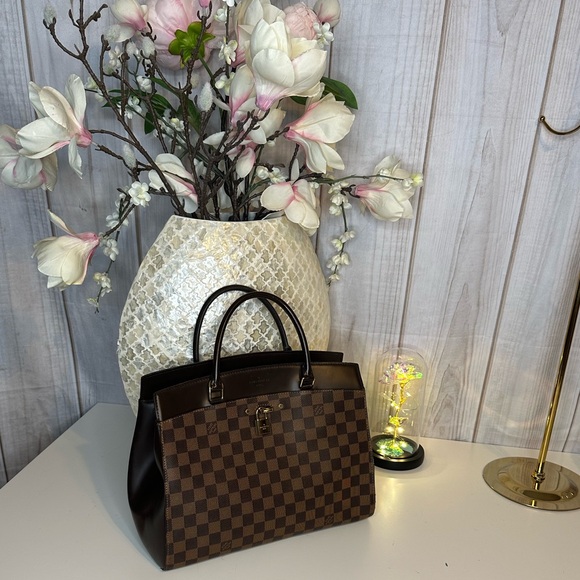 LOUIS VUITTON Damier Ebene Rivoli MM - Picture 3 of 9